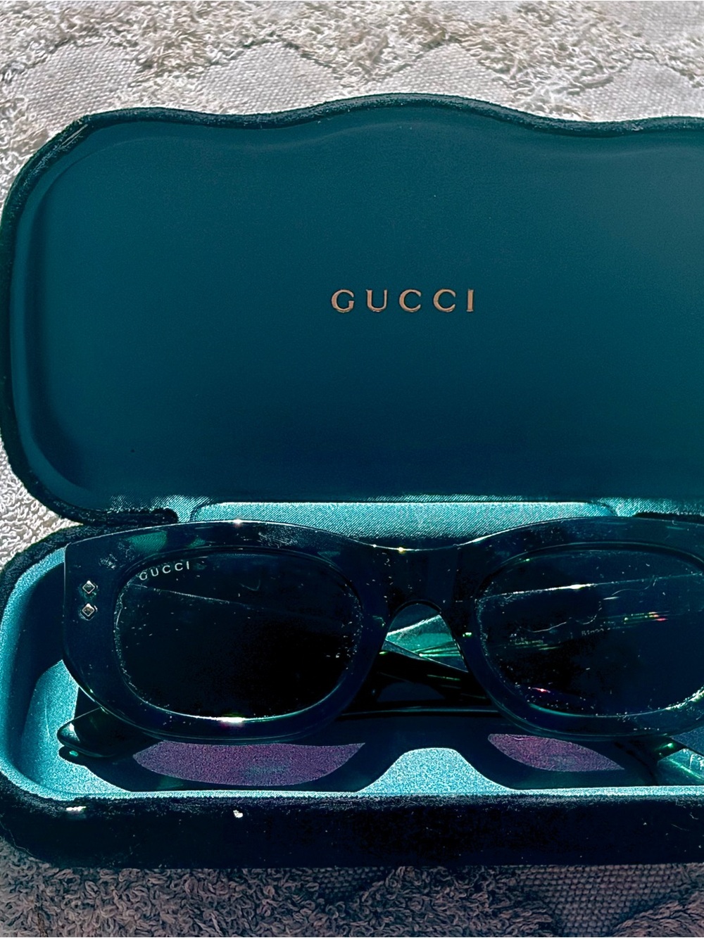 Gucci Teal Sunglasses with Teal Logo Case